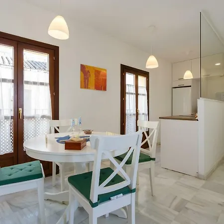 Surthy Angustias City Center Apartment Jerez de la Frontera